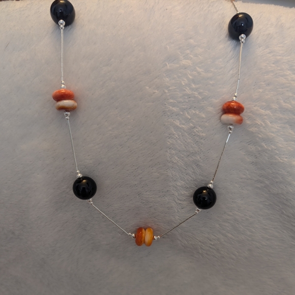 Jewelry - 925 Sterling Silver "Liquid Silver" Necklace With Spiny Oyster And Black Onyx